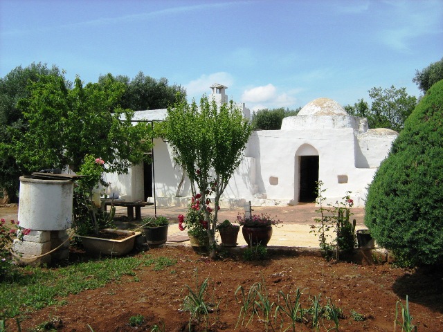 Vendita Rustici - Case di campagna - Baite - stalle e fienili - Trulli - Nuraghi a SAN MICHELE SALENTINO 