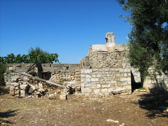 Vendita Rustici - Case di campagna - Baite - stalle e fienili - Trulli - Nuraghi a SAN MICHELE SALENTINO 