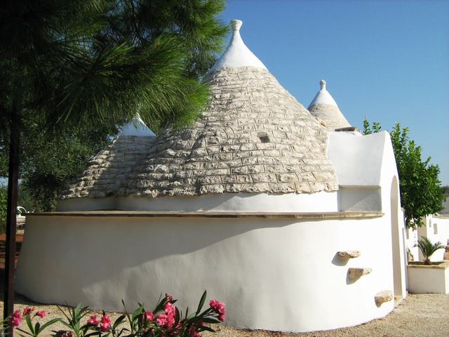 Vendita Rustici - Case di campagna - Baite - stalle e fienili - Trulli - Nuraghi a SAN MICHELE SALENTINO 