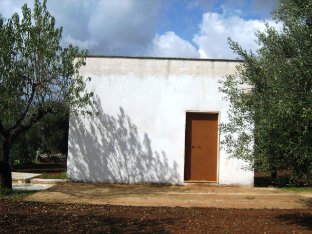 Vendita Rustici - Case di campagna - Baite - stalle e fienili - Trulli - Nuraghi a CAROVIGNO 