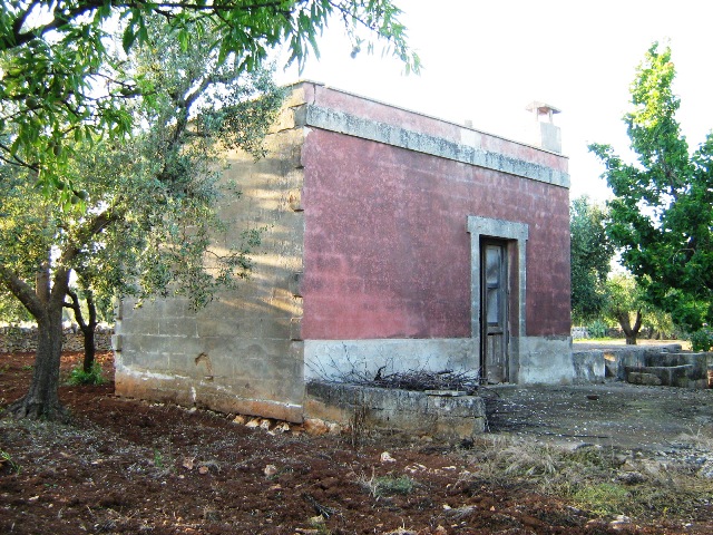 Vendita Rustici - Case di campagna - Baite - stalle e fienili - Trulli - Nuraghi a SAN VITO DEI NORMANNI 